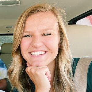 Meet your Posher, Nora